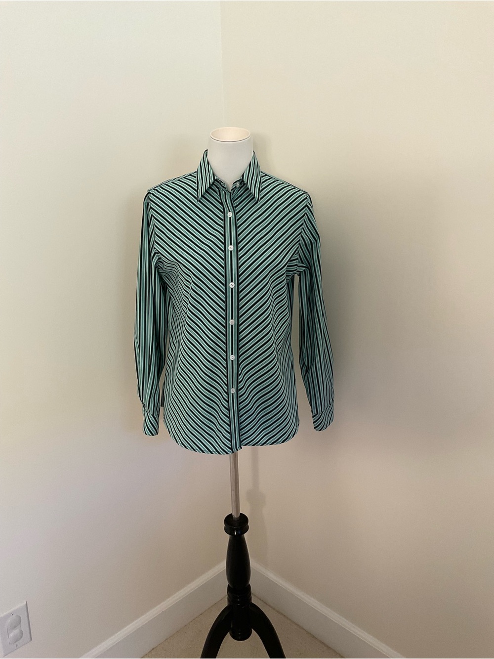 Foxcroft Women’s Multicolor Mint and Black Striped Button Down Shirt